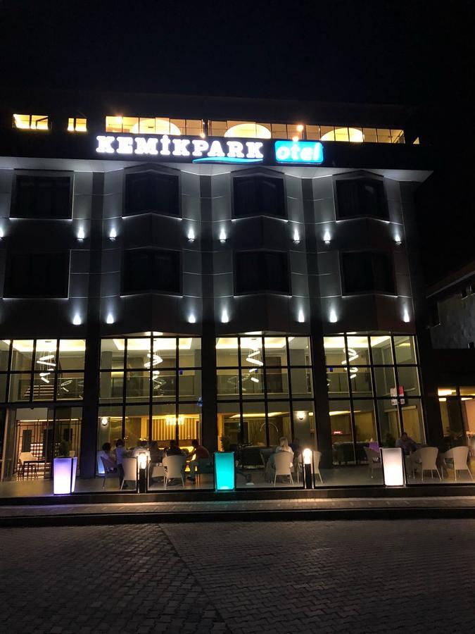Kemikpark Otel Бартын Экстерьер фото
